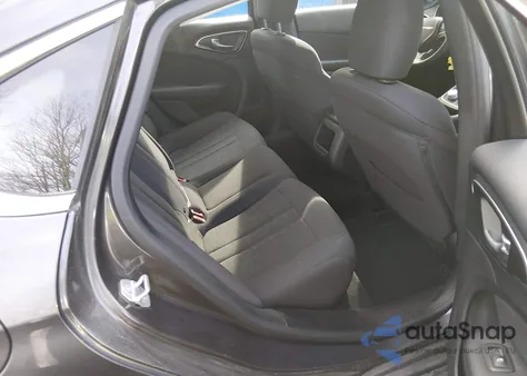 2016 Chrysler 200 Limited z USA, uszkodzony, nr VIN 1C3CCCAB2GN134256